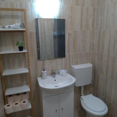 2 Appartments , Next To Each Other, On The Beach, Splendid View, Max 12 Persons * Năvodari